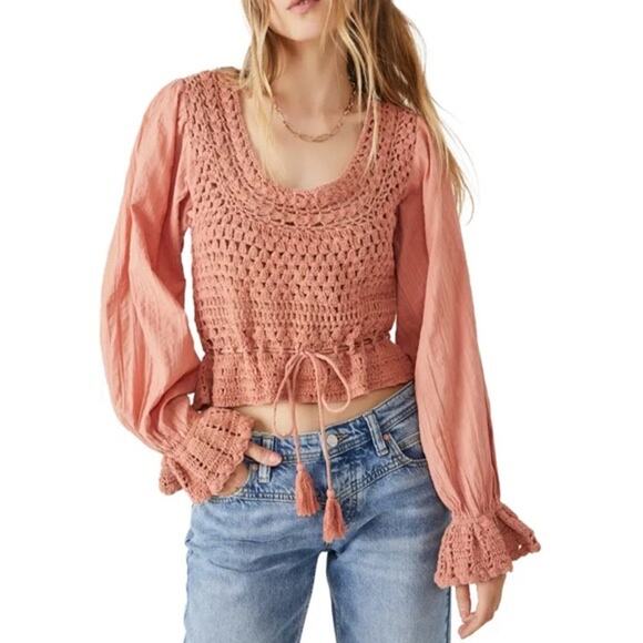 Free People Tops - FREE PEOPLE Megan Crochet Romantic Puff Sleeve Cutouts Top in Coral Sand Sz M